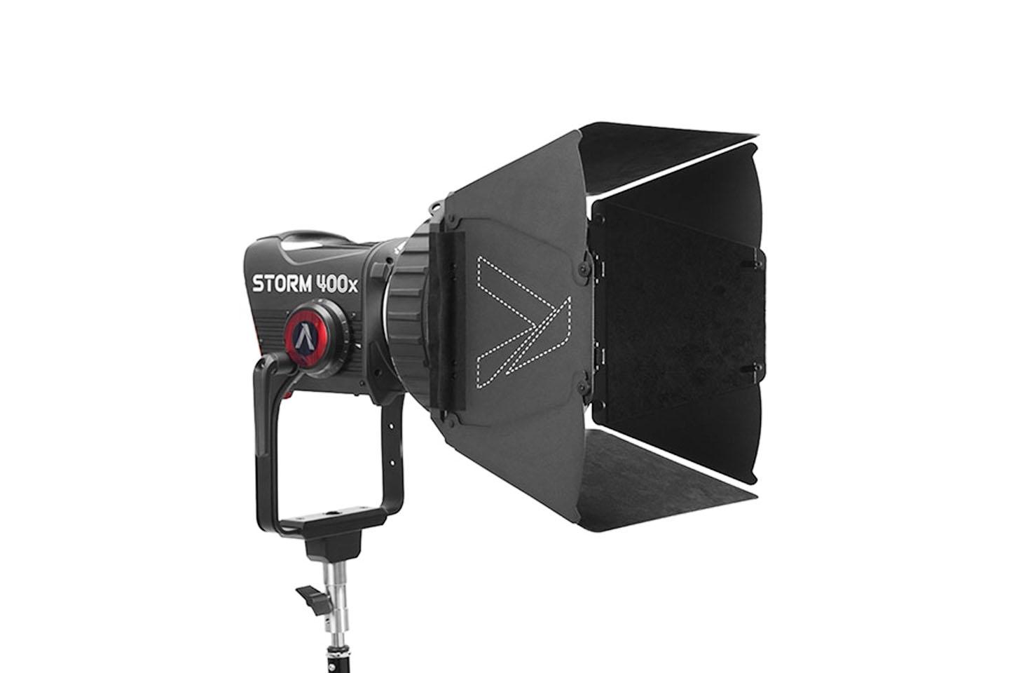 Aputure CF7バンドア+CF7フレネル(STORM 400x)